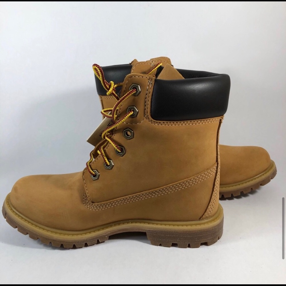 Timberland Wheat Nubuck Lace-Up Combat Boots with Black Collar